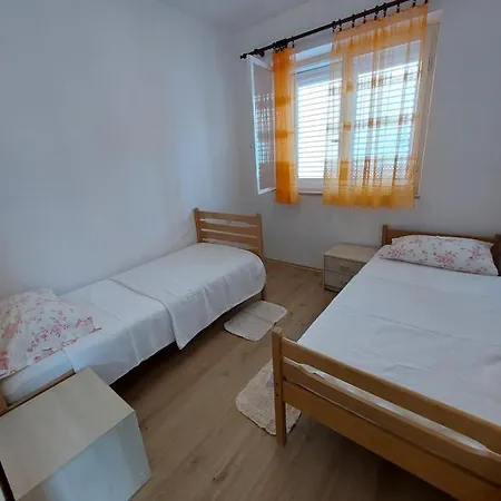 Ante Lägenhet *