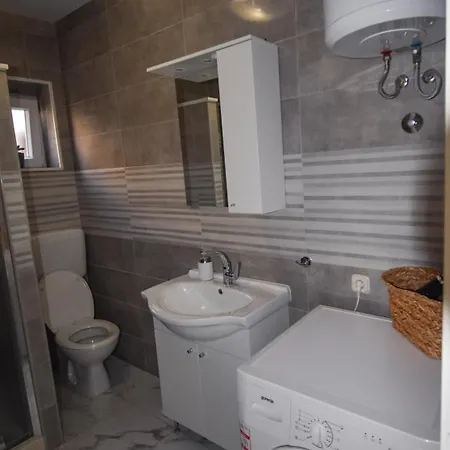 Apartman Ante Apartment Zrnovo